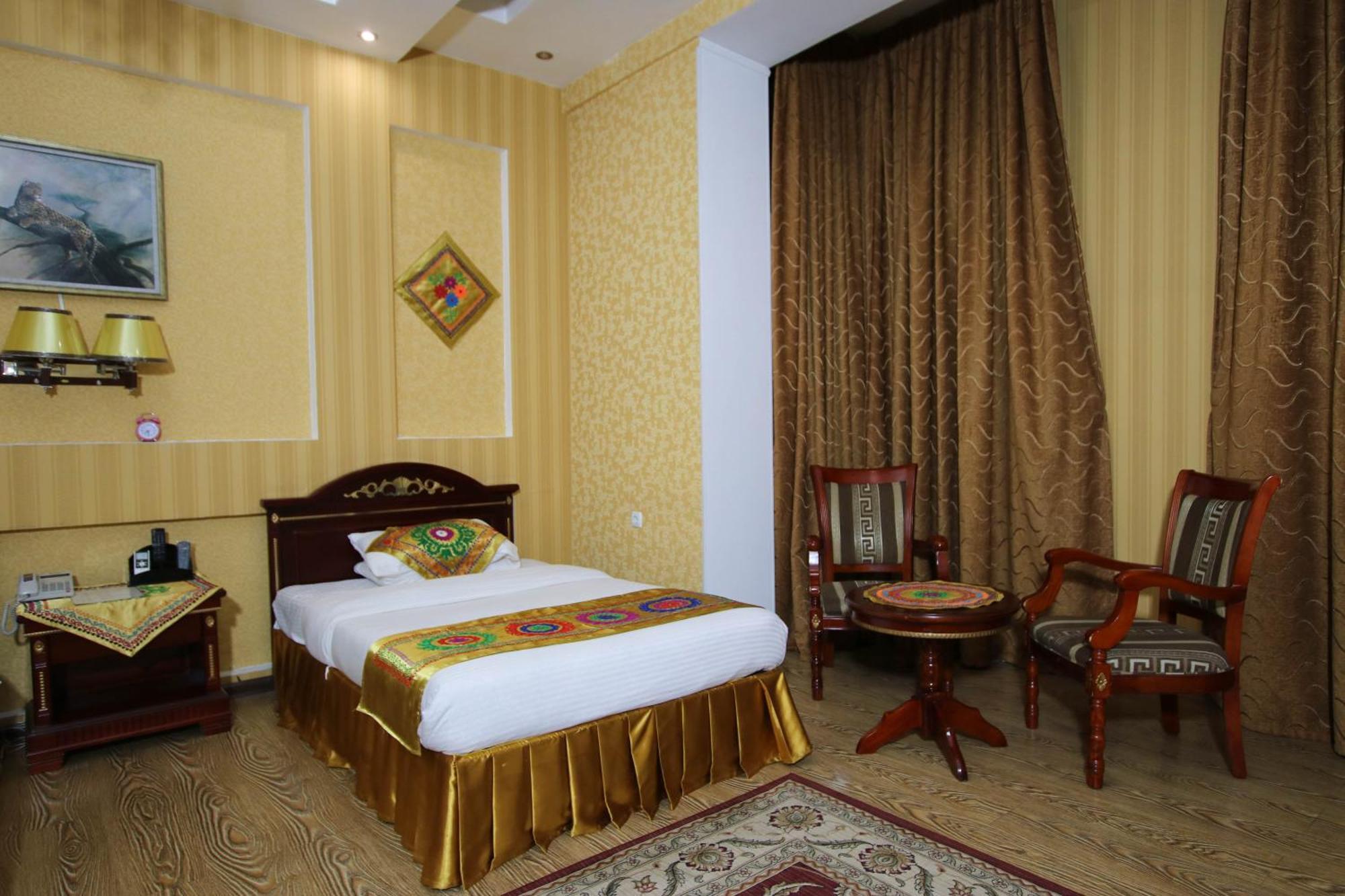 Oriyo Dushanbe Hotel Exteriör bild